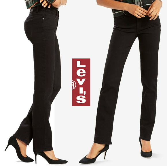 levi's classic straight fit jeans